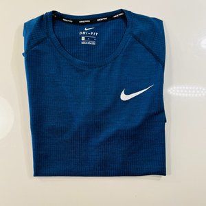 NIKE PRO DRI-FIT Navy Blue Shirt